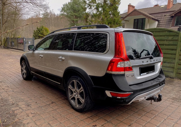 Volvo XC 70 cena 45510 przebieg: 117923, rok produkcji 2015 z Gdynia małe 37
